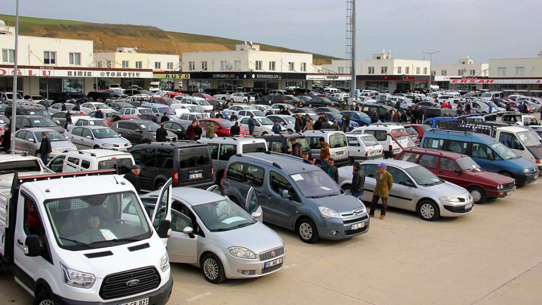 İkinci el otomobil piyasasında satışların durmasıyla bu araçlar 200 bin TL'nin altına düştü 4