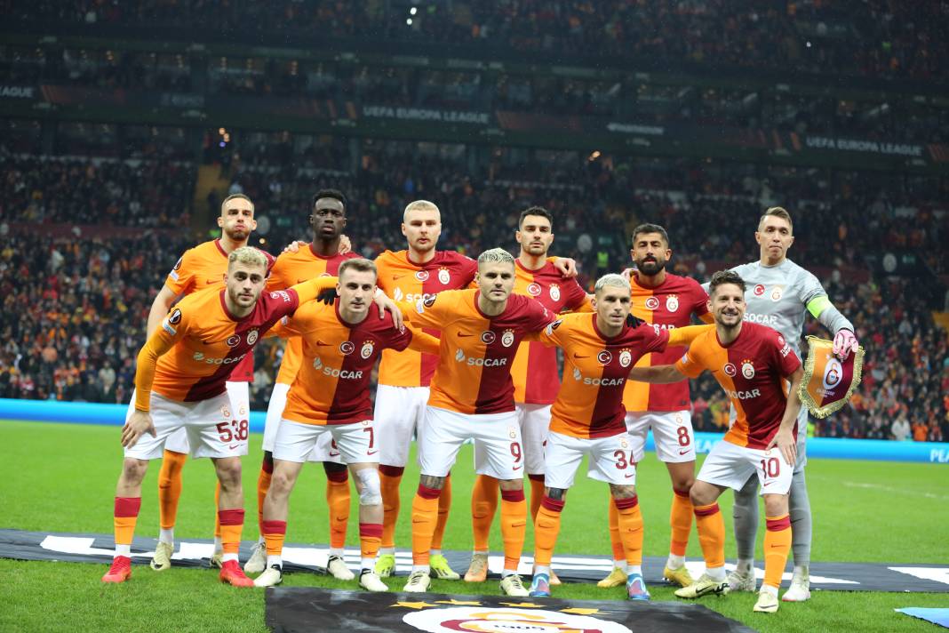 Muslera devleşti Icardi fişi çekti. Galatasaray taraftarı öldü öldü dirildi 115