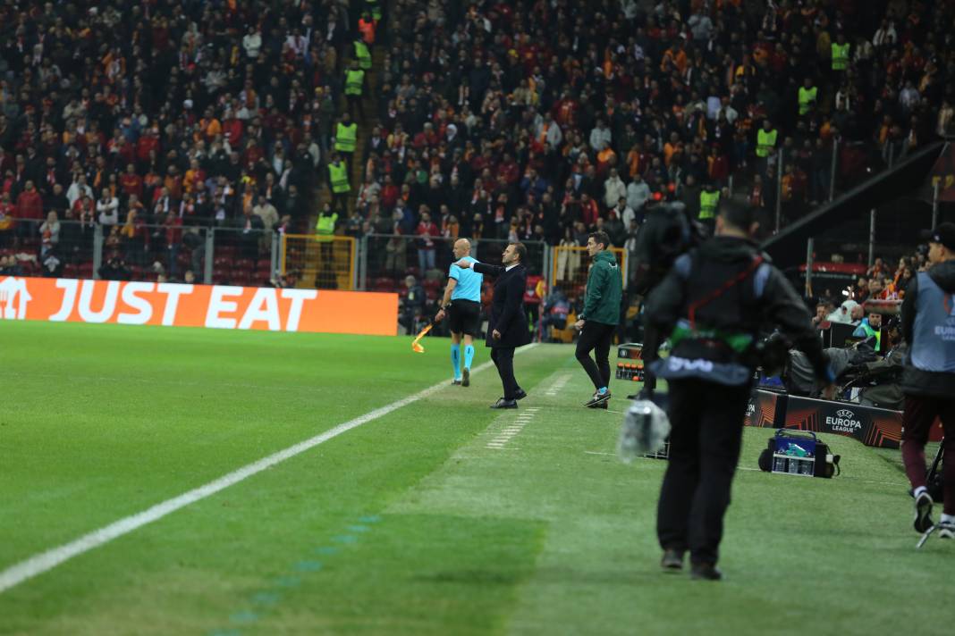 Muslera devleşti Icardi fişi çekti. Galatasaray taraftarı öldü öldü dirildi 78
