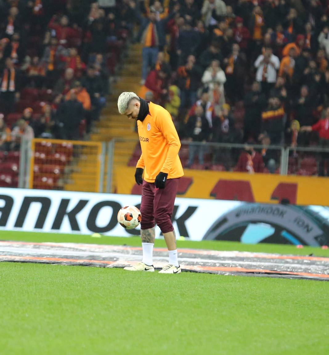 Muslera devleşti Icardi fişi çekti. Galatasaray taraftarı öldü öldü dirildi 40