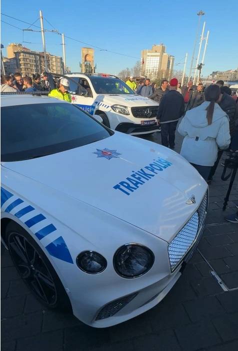 Emniyetin lüks otomobillerindeki sır detay ortaya çıktı. Bakan Yerlikaya açıkladı 11