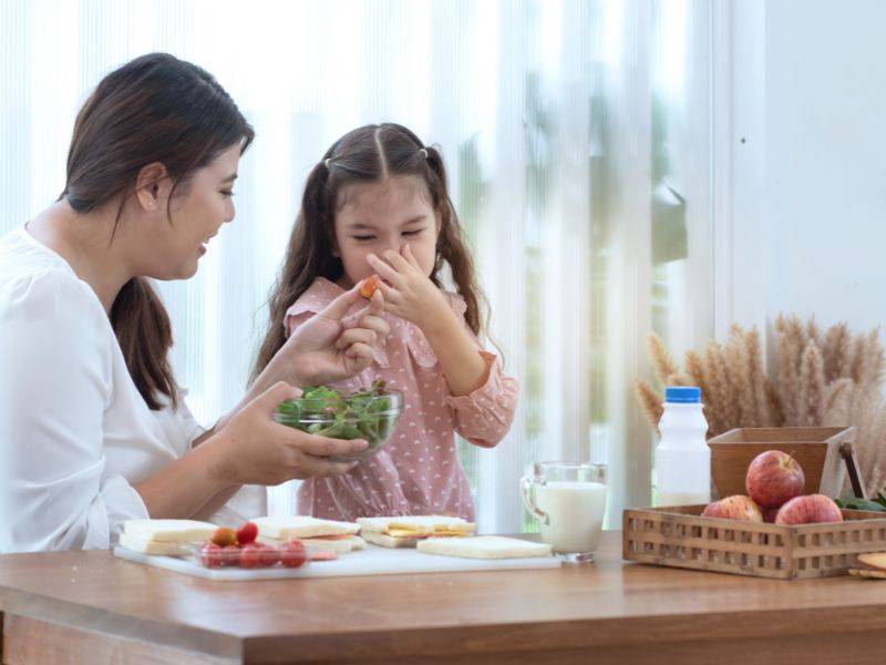 Çocukların neden yemek seçtiği ortaya çıktı. Sıklıkla 5-6 yaşlarında görülüyor 7