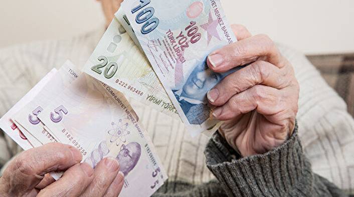 Emekli maaşlarına zam yapılacak mı? AKP'li isim ilk kez açıkladı 7