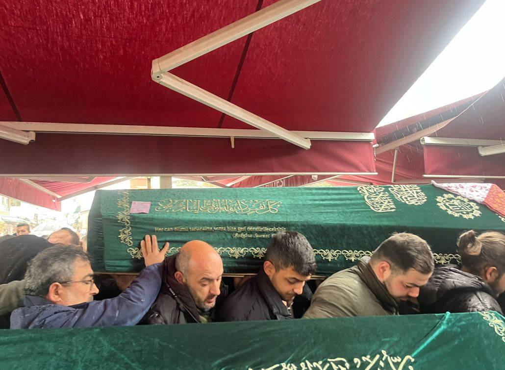 Bakırköy'deki korkunç kazada can veren 4 kişiye son veda! Davutoğlu da törendeydi 9