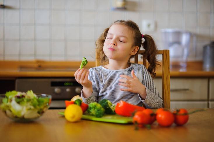 Çocukların neden yemek seçtiği ortaya çıktı. Sıklıkla 5-6 yaşlarında görülüyor 6