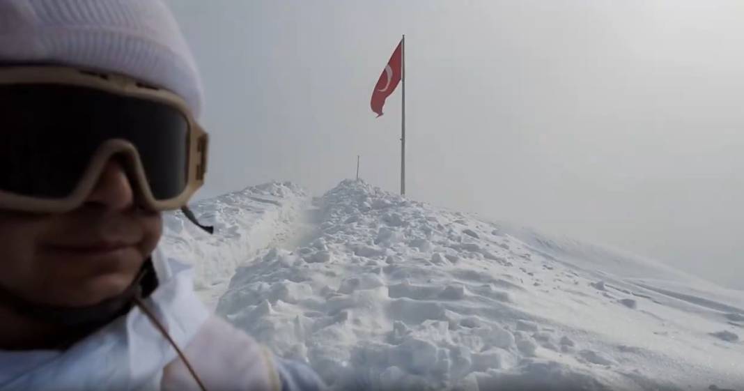 Mehmetçik'in hem karla hem de terörle mücadelesi. MSB klip yayınladı 10