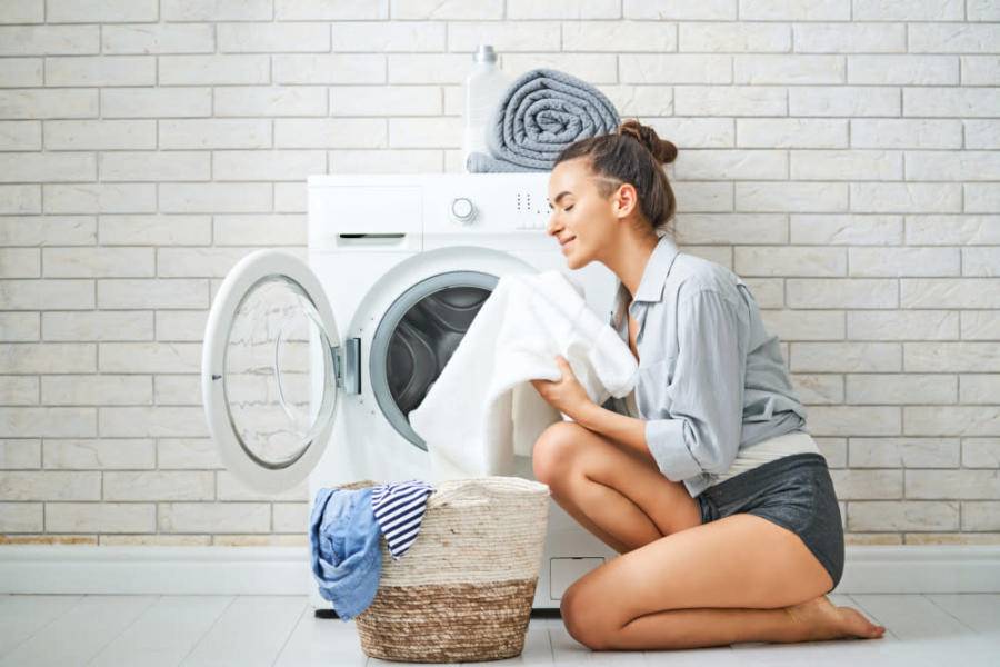 Çamaşır makinesine bulaşık süngeri atarsanız o sorunu çözersiniz 5