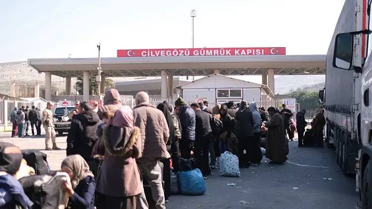İstanbul'da 350 bin Suriyeli sığınmacı varsa geriye kalan hangi milletten ? Kafaları karıştıran açıklama 3