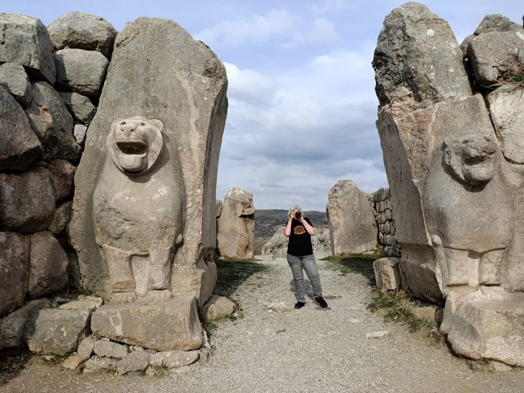 Çorum'un taşlarındaki gizem. Tek tek görüntülenip açıklandı 18