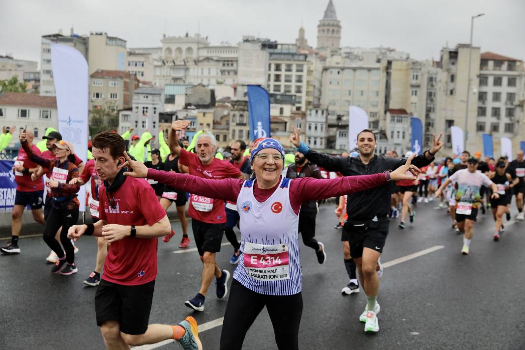 İstanbul Maratonu'nda yağmurla gelen rekor 4