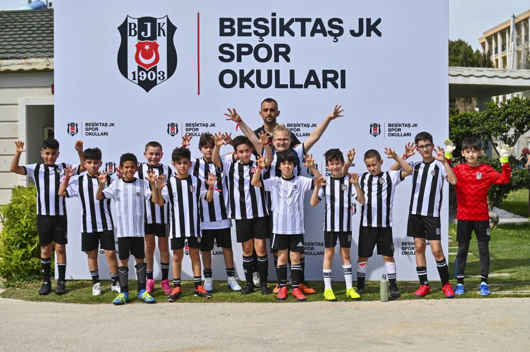 Beşiktaş Spor Okulları'na yoğun katılım 27