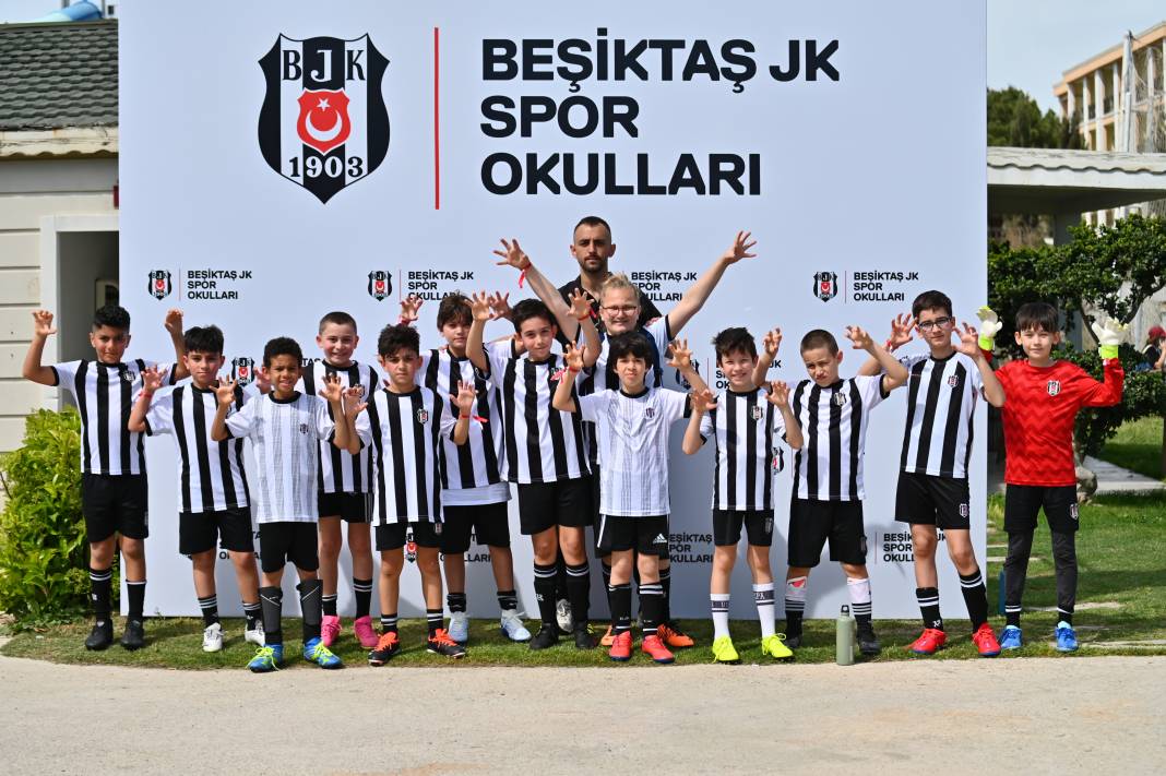 Beşiktaş Spor Okulları'na yoğun katılım 30