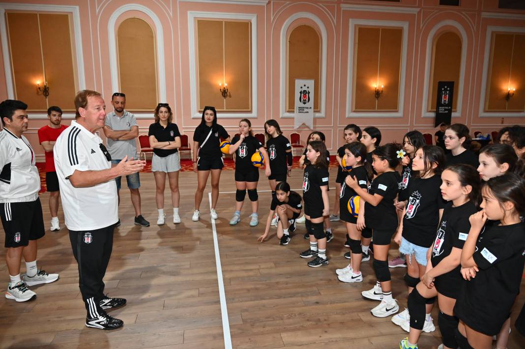 Beşiktaş Spor Okulları'na yoğun katılım 12