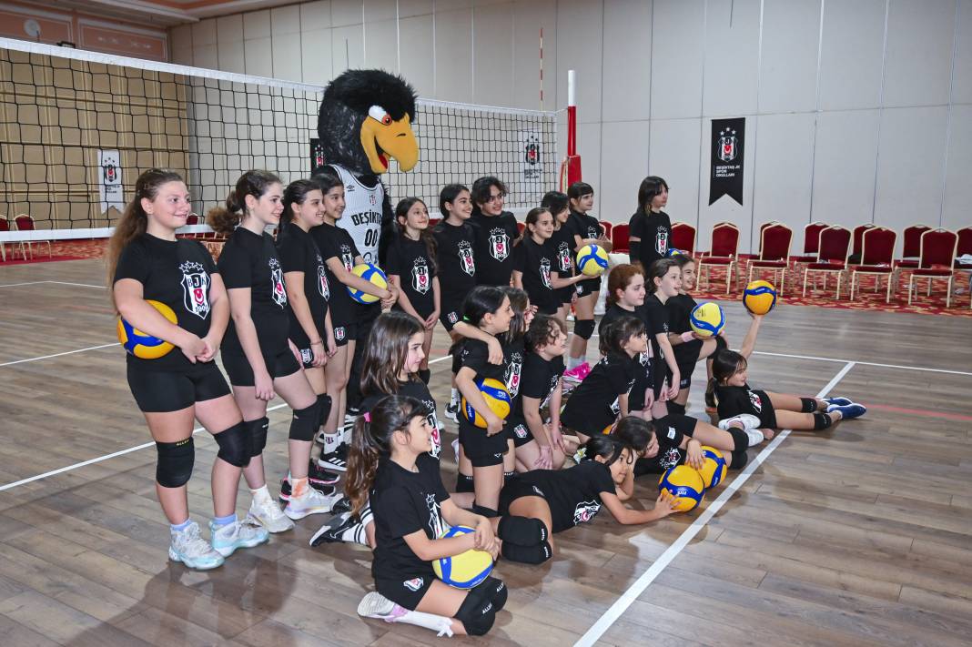 Beşiktaş Spor Okulları'na yoğun katılım 64