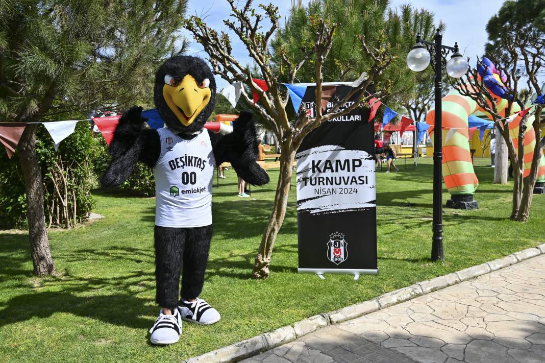 Beşiktaş Spor Okulları'na yoğun katılım 33