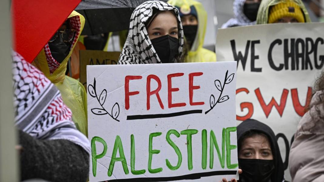 ABD üniversitelerinde Filistin'e destek gösterilerinde bin kişi gözaltına alındı 5