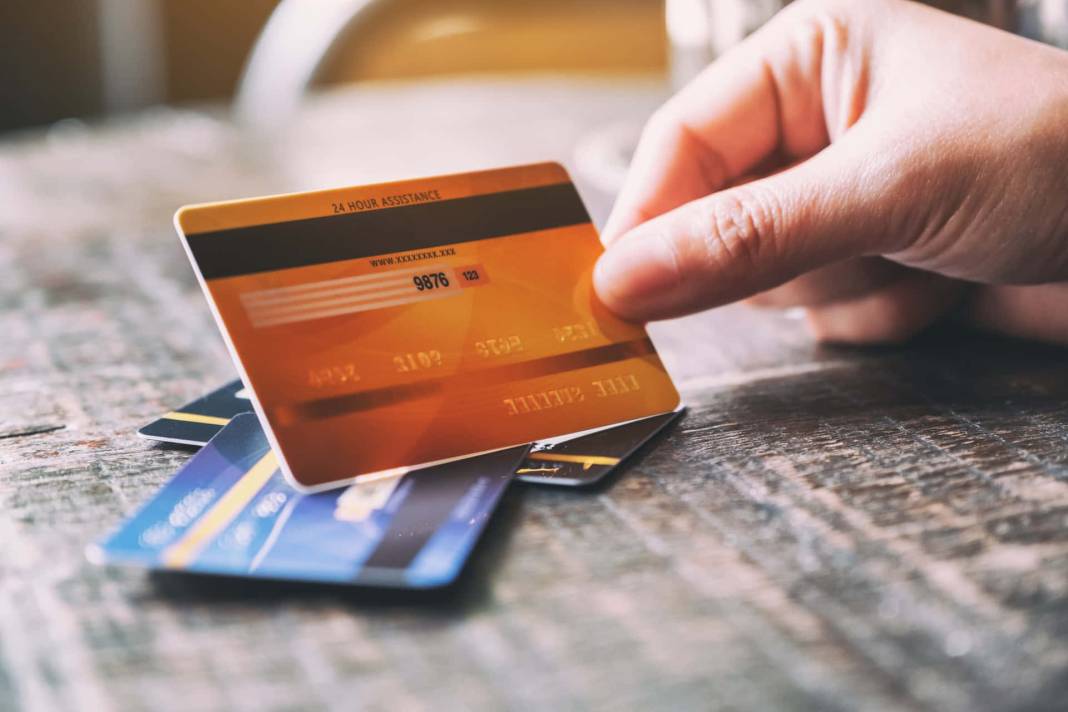 Kredi kartı kullanıcılarına kara haber. BBDK bankalara  talimat gönderdi 13
