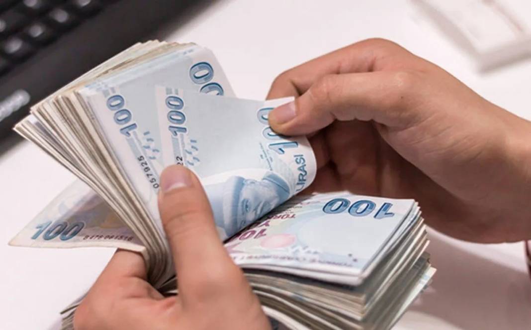 400 bin TL'nin aylık getirisi kanatlanıp uçtu. Bankalar 30 ya da 32 gün için bu faizi verecek 2