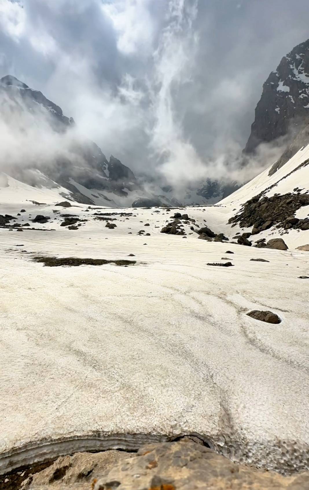 90 dakikalık kar çekimini 38 saniyeye sığdırdı. Himalaya ve Alp Dağlarını aratmadı 7