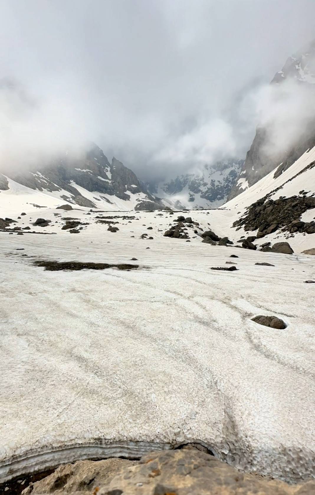 90 dakikalık kar çekimini 38 saniyeye sığdırdı. Himalaya ve Alp Dağlarını aratmadı 4