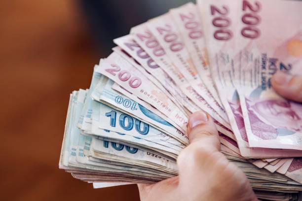 Bunu yapan büyük kaybedecek. Selçuk Geçer'den saç baş yolduran Dolar mı faiz mi hesabı 8