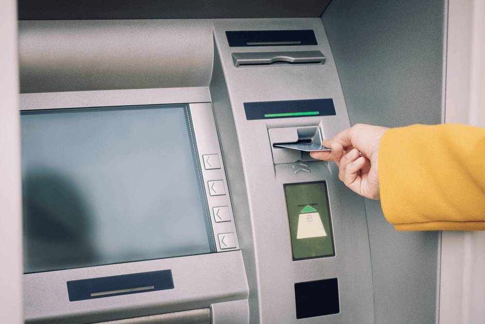 ATM'lere yeni güncelleme geldi. Artık bunu yapanın kartını ATM'ler anında yutacak 4