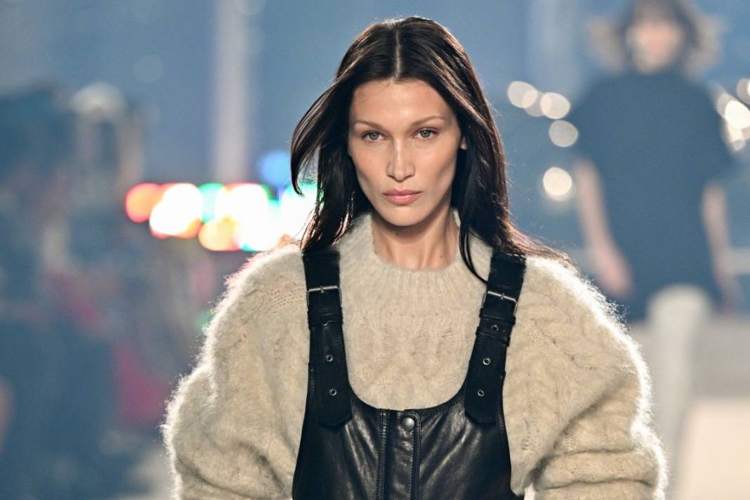 Bella Hadid modelliği bıraktı 14