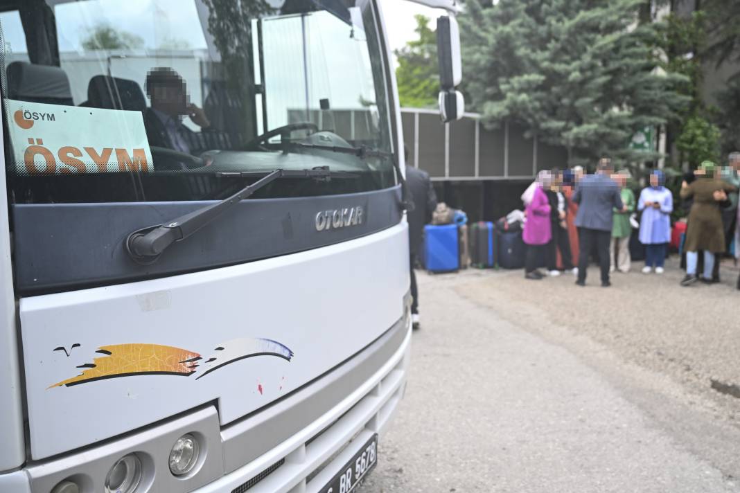 Dünyadan izole kapalı matbaa dönemi başladı, YKS kitapçıklarını hazırlayacaklar 5