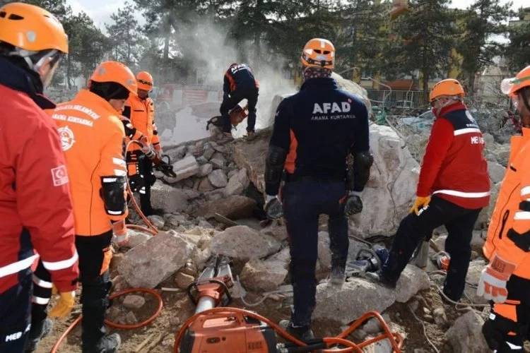 Diyanet’i Meclis’i pas geçen kriz AFAD’ı vurdu 6