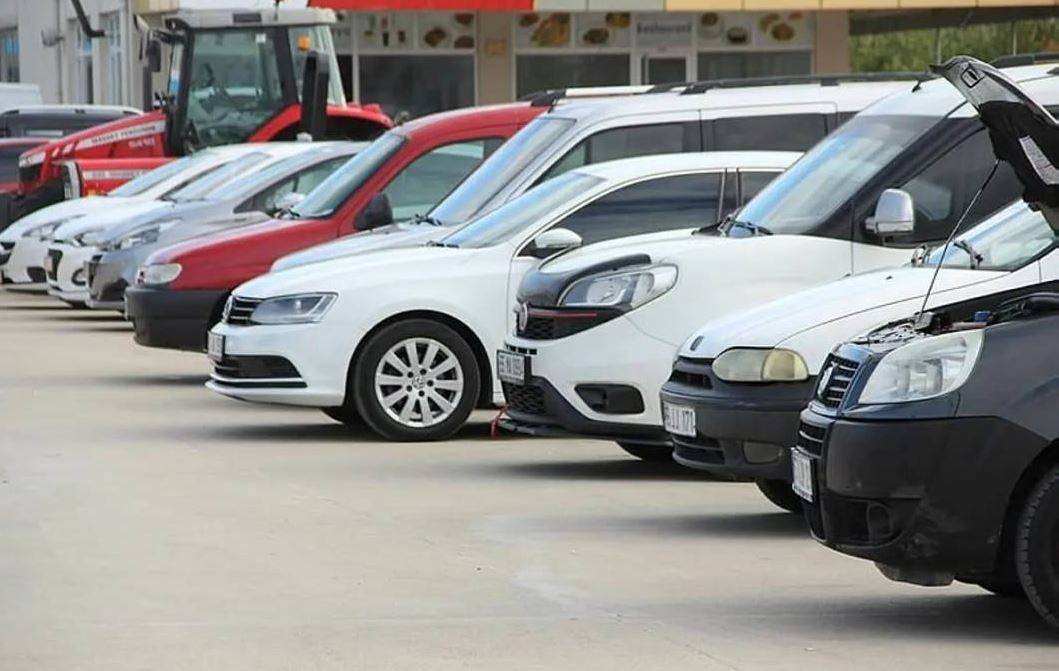 Otomobilde indirim kampanyası başladı. 150 binden başlıyor 300 bine kadar çıkıyor 1