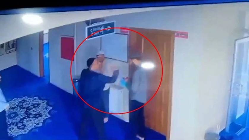 Vicdansız imam bir çocuğa defalarca tokat attı. Savunması pes dedirtti 5