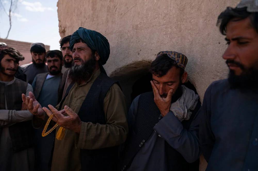 Taliban'ın haşhaş yasağı Afganları ölüme sürüklüyor 14