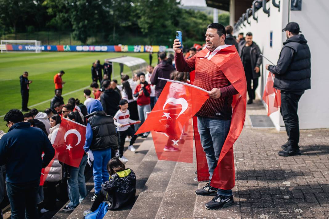 Almanya'da Türkiye depremi 6