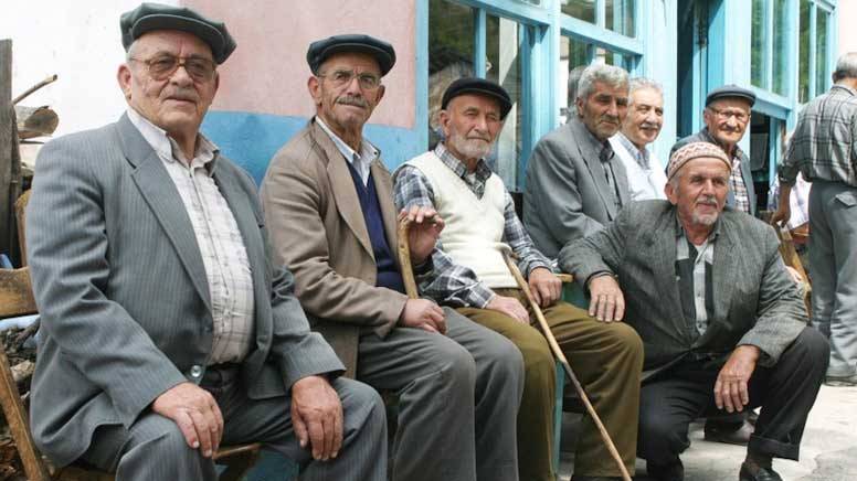 Emeklinin zam oranı orada kalmayacak. Emeklileri havalara uçuran gelişme 9