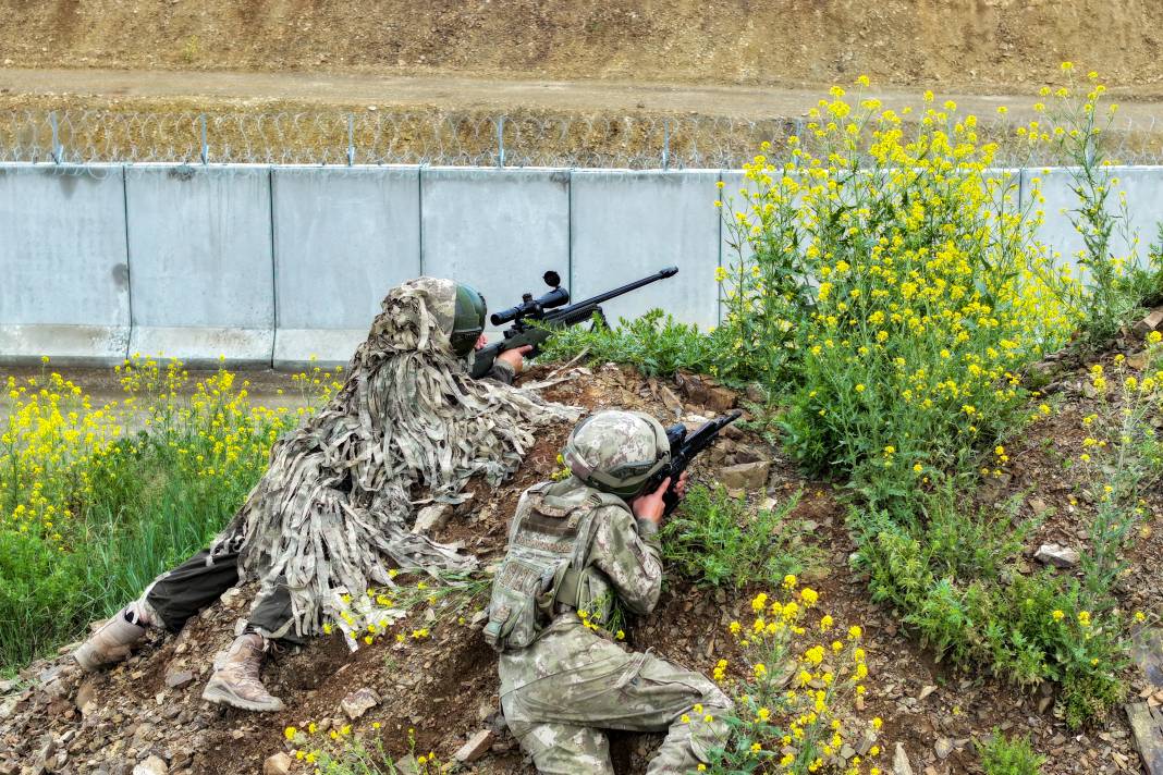 Türk Seddine jiletli teller de çekildi her saniye takipte 9