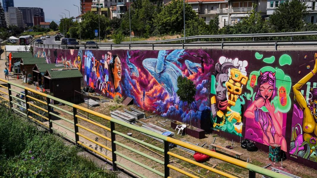 Grafiti festivali ziyaretçileri mest etti 6