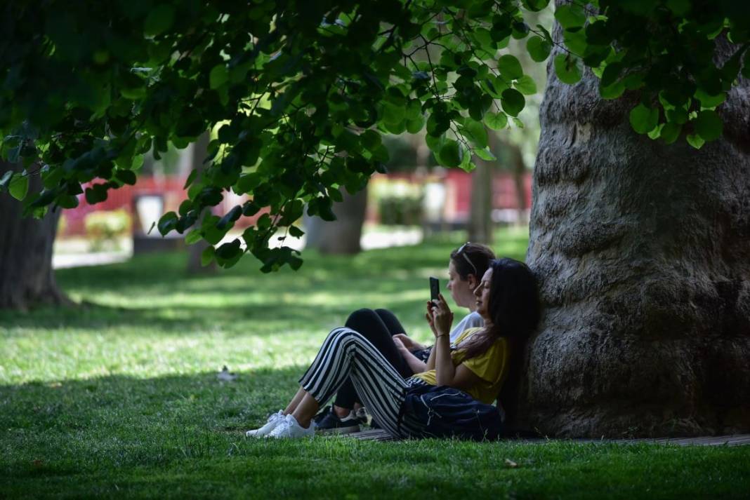 İstanbul'da nefes almak mümkün değil! Nem oranı rekor üstüne rekor kırdı 30