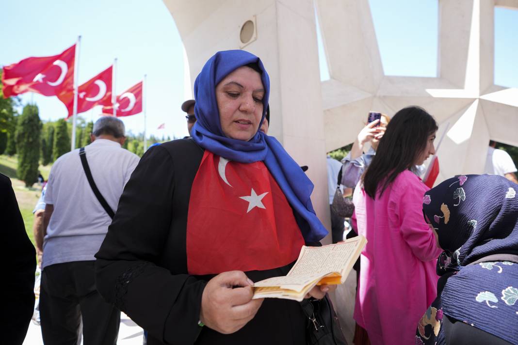 15 Temmuz Şehitler Makamı’na ziyaretçi akını 6