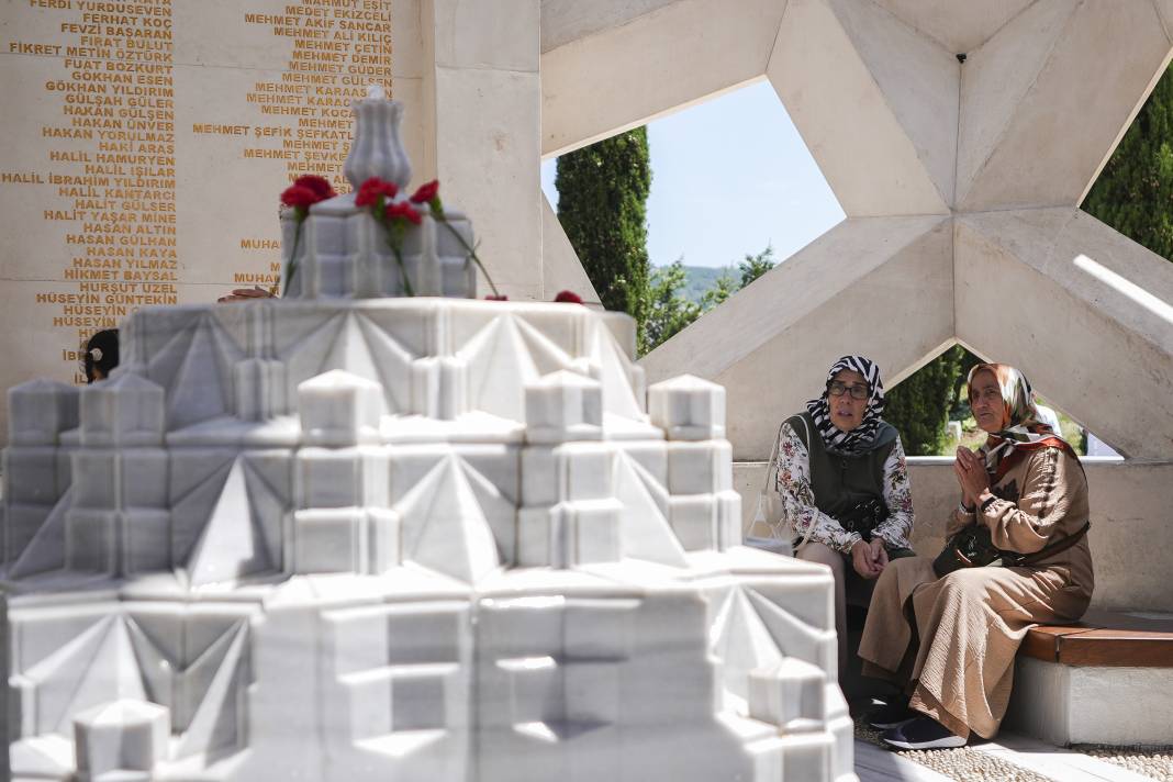 15 Temmuz Şehitler Makamı’na ziyaretçi akını 8