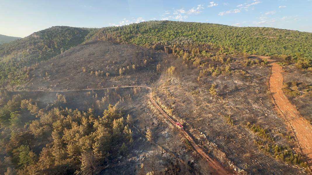 Bodrum'daki orman yangını 18 saat sonra söndürüldü 3