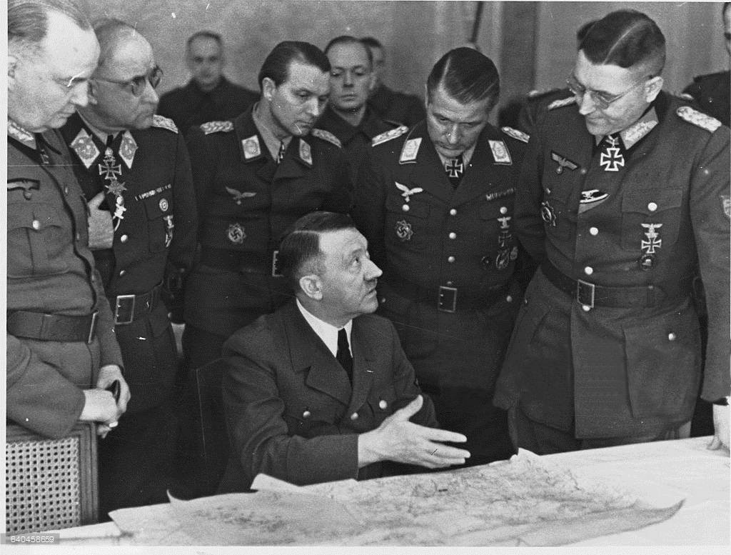 Adolf Hitler hakkında şaşıracağınız 25 gerçek 16