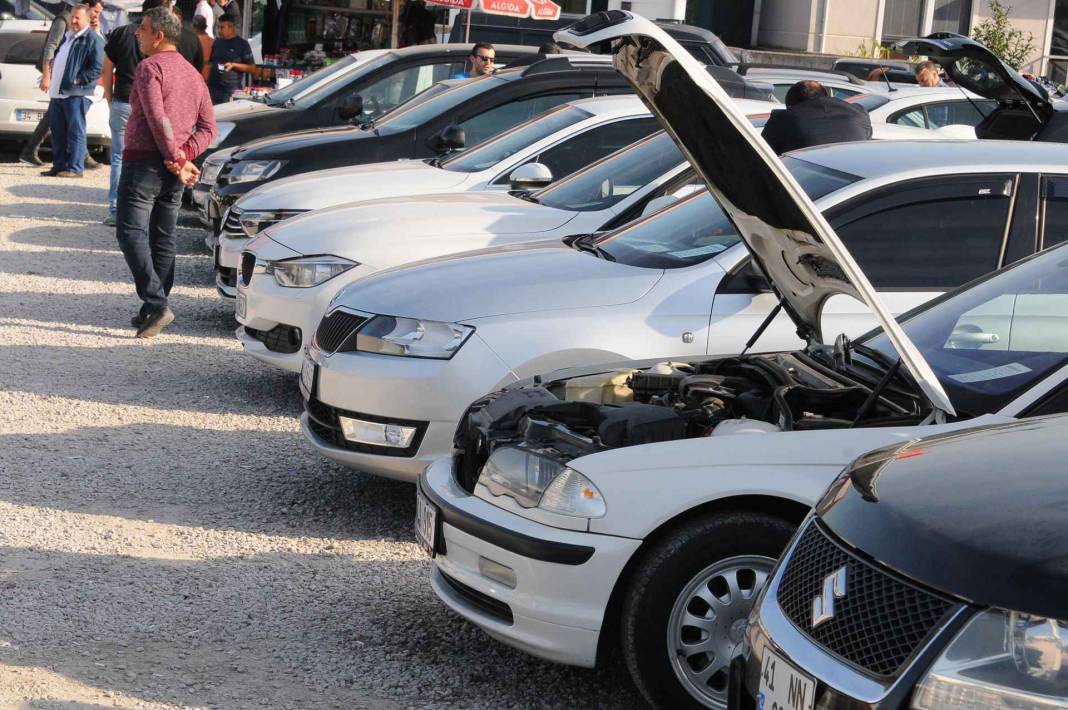 Sıfır otomobilde yarı fiyat kampanyası. Sevilen model 641 bin liraya düşüyor 1