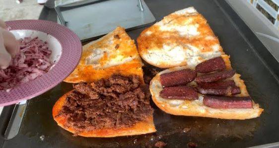 Sucuk ekmek fiyatı isyan ettirdi. Kayseri'de kilosu 800 TL 6