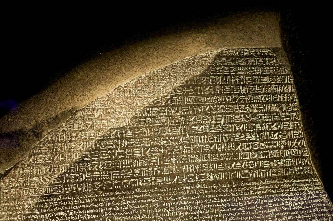 Görenleri hayrete düşüren 25 Antik Mısır eseri 12