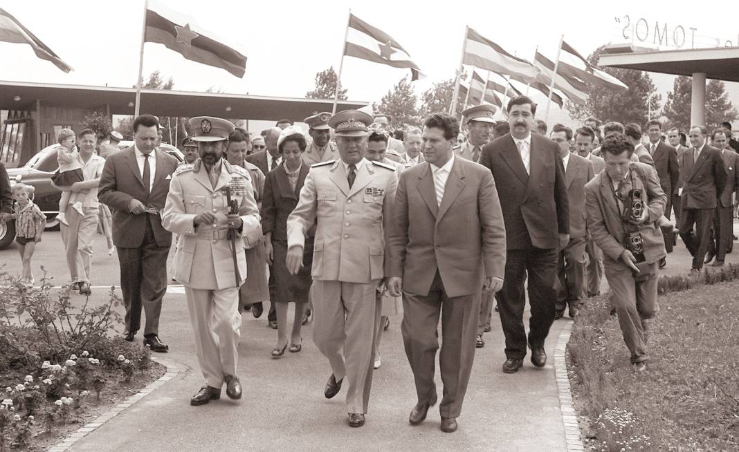 Yugoslavya'nın yumuşak tornacısı Tito 13