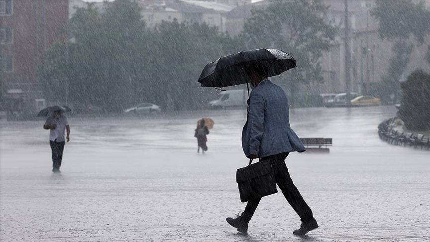 Meteoroloji saat verip 5 ili uyardı! Kuvvetli sağanak vuracak 6