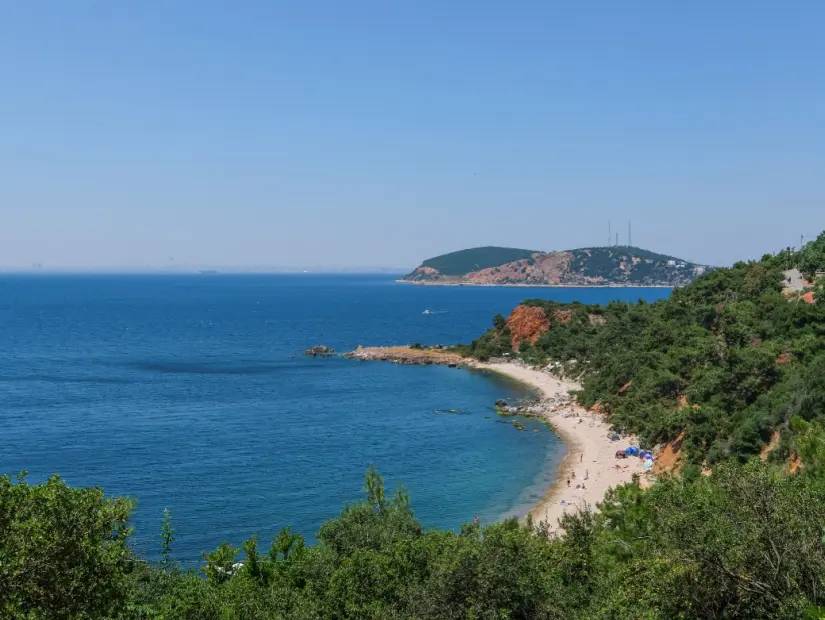 İstanbul'a yakınlar üstelik de sudan ucuzlar. Deniz keyfi yapılacak en güzel sahiller 7