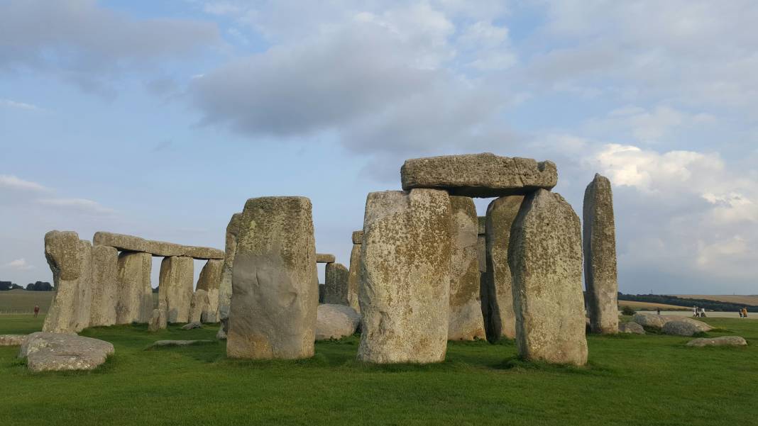 Stonehenge tarihi değiştirmeye devam ediyor. Bilim adamlarının ağzı açık kaldı 10