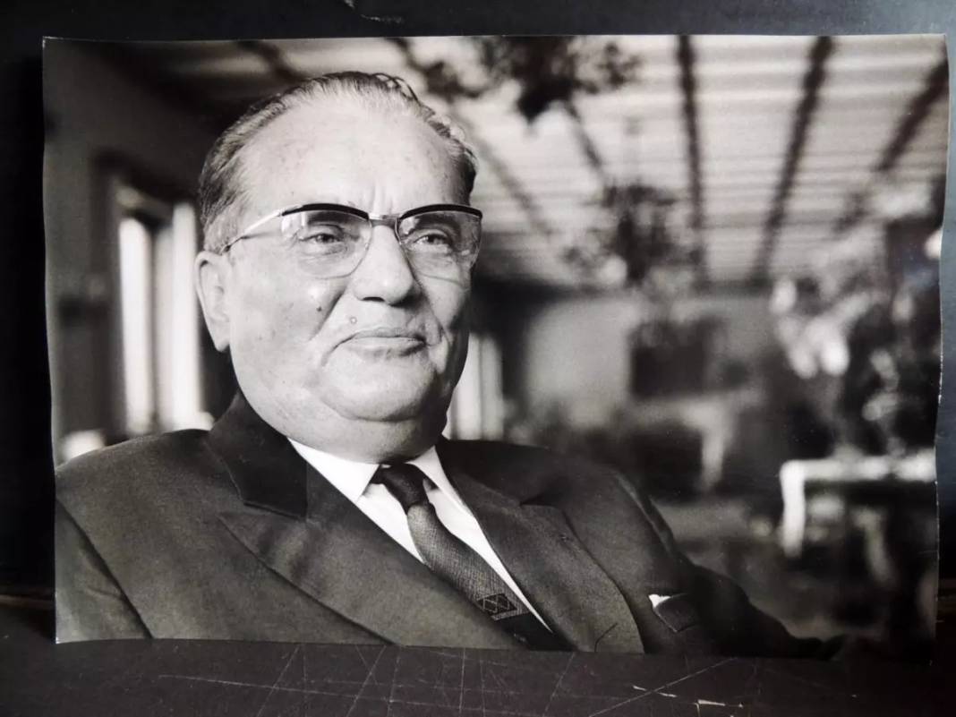 Yugoslavya'nın yumuşak tornacısı Tito 14