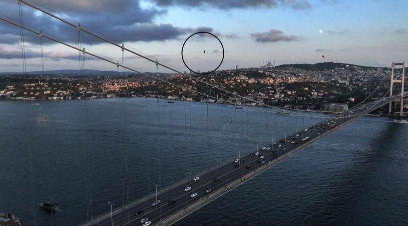 Boğaz'ın üstünden iple yürüyerek geçti. İstanbul bu olaya kitlendi 6